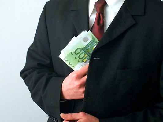 Der Landesrechnungshof Vorarlberg empfiehlt der Landesregierung ein umfassendes Konzept zur Korruptionsvermeidung. Der Landesrechnungshof Vorarlberg empfiehlt der Landesregierung ein umfassendes Konzept zur Korruptionsvermeidung.