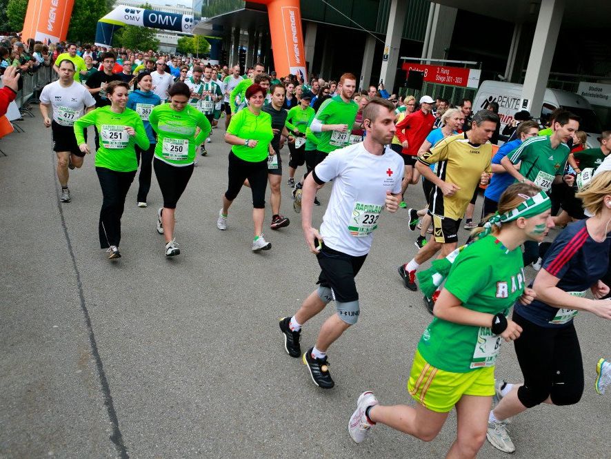 Laufen für den guten Zweck - beim Rapid-Lauf 2016. Laufen für den guten Zweck - beim Rapid-Lauf 2016.