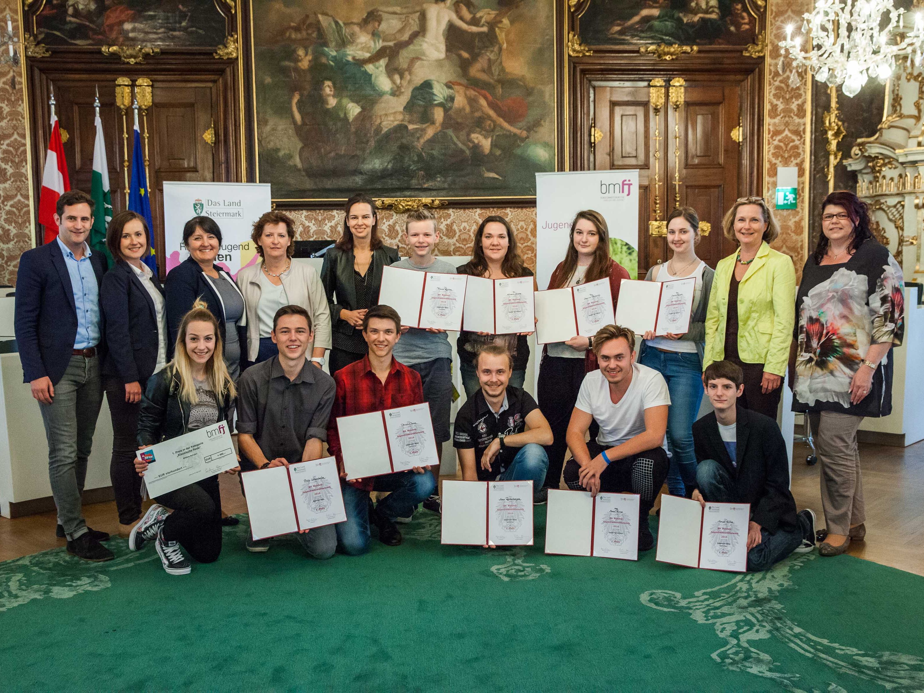 Vorarlberger ausgezeichnete Redetalente im Kreis der Bundessieger Vorarlberger ausgezeichnete Redetalente im Kreis der Bundessieger