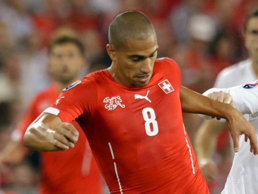Gökhan Inler wird in Frankreich nicht mit von der Partie sein. Gökhan Inler wird in Frankreich nicht mit von der Partie sein.