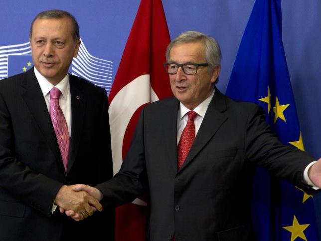 EU-Kommissionspräsident: Türkischer Staatschef müsste sich Landsleuten erklären