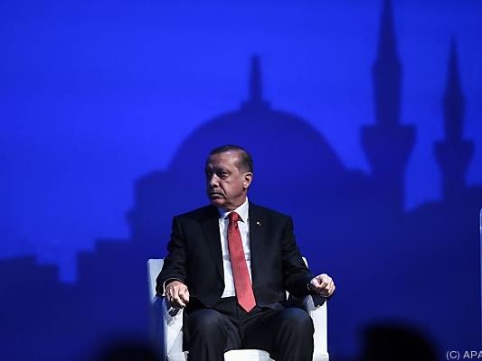 Erdogan geht gegen kritische Stimmen hart vor Erdogan geht gegen kritische Stimmen hart vor