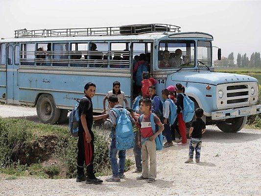 Viele der Kinder gehen nicht in die Schule, sondern arbeiten Viele der Kinder gehen nicht in die Schule, sondern arbeiten