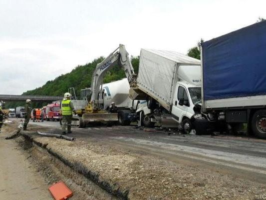 Fahrer des Kleintransporters hatte keine Chance Fahrer des Kleintransporters hatte keine Chance