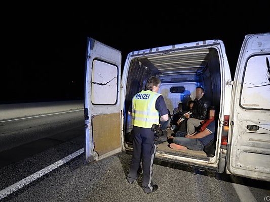 Schlepperkriminialität nimmt wieder zu Schlepperkriminialität nimmt wieder zu