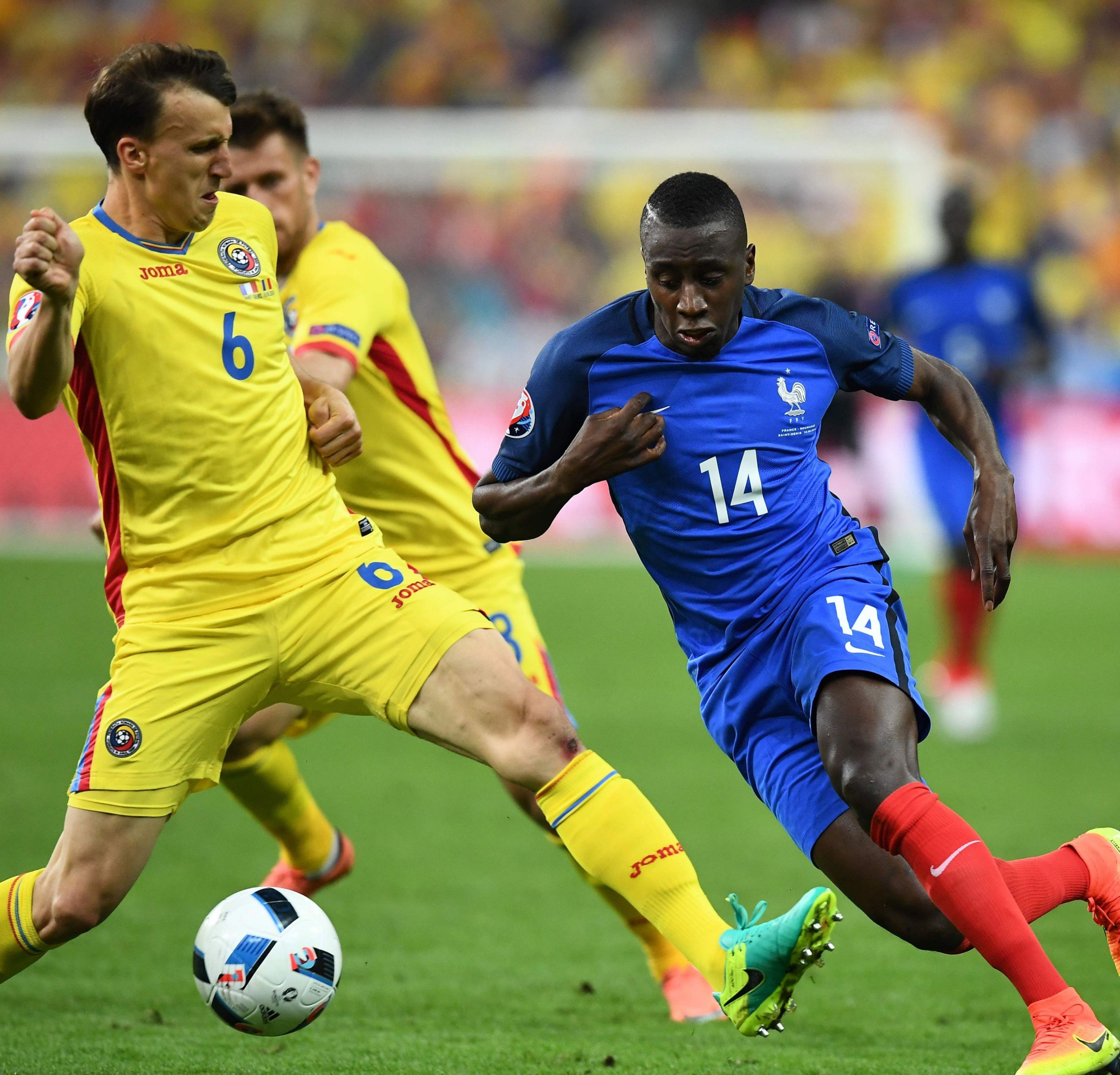 Frankreich schlug Rumänien mit 2:1. Frankreich schlug Rumänien mit 2:1.