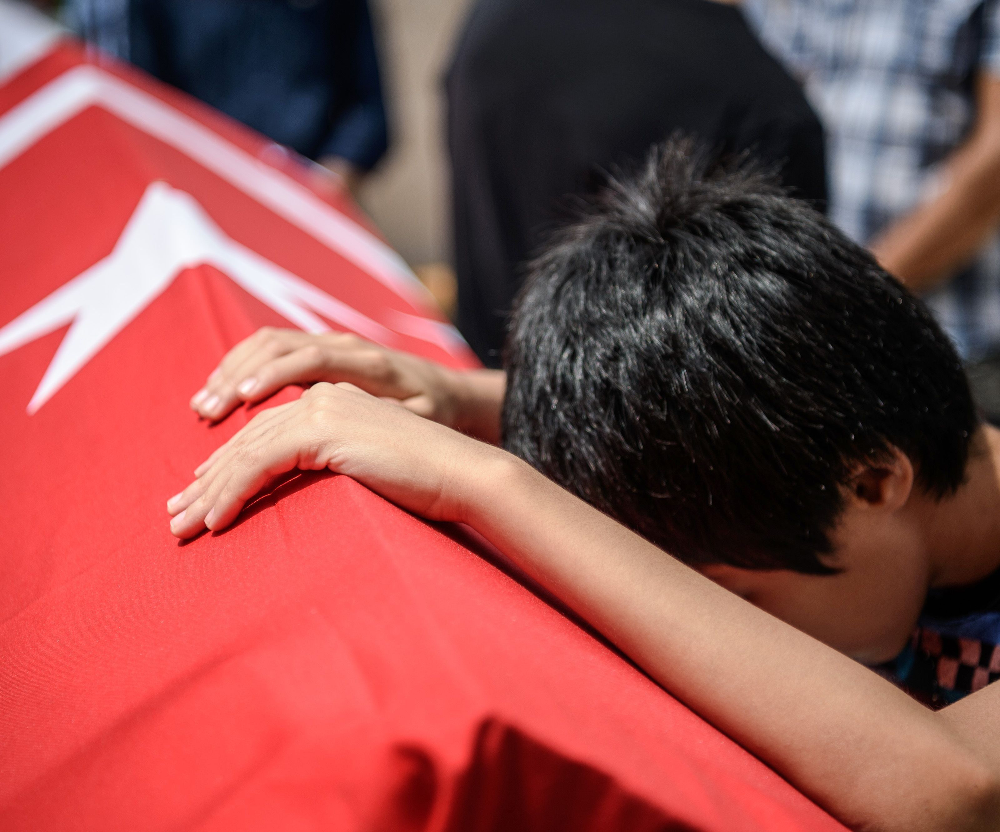 Die zahl der Todesopfer des Terrorangriffs auf den Atatürk-Flughafen in Istanbul ist erneut nach oben korrigiert worden. Die zahl der Todesopfer des Terrorangriffs auf den Atatürk-Flughafen in Istanbul ist erneut nach oben korrigiert worden.