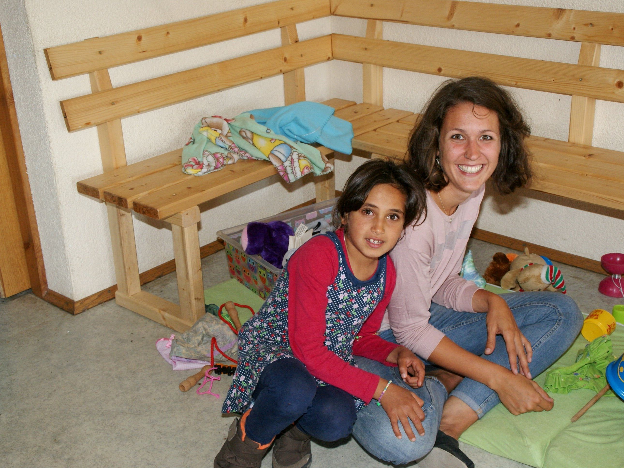 Am Weltflüchtlingstag spielten die Pfadi mit den Kindern im Pfadiheim Am Weltflüchtlingstag spielten die Pfadi mit den Kindern im Pfadiheim