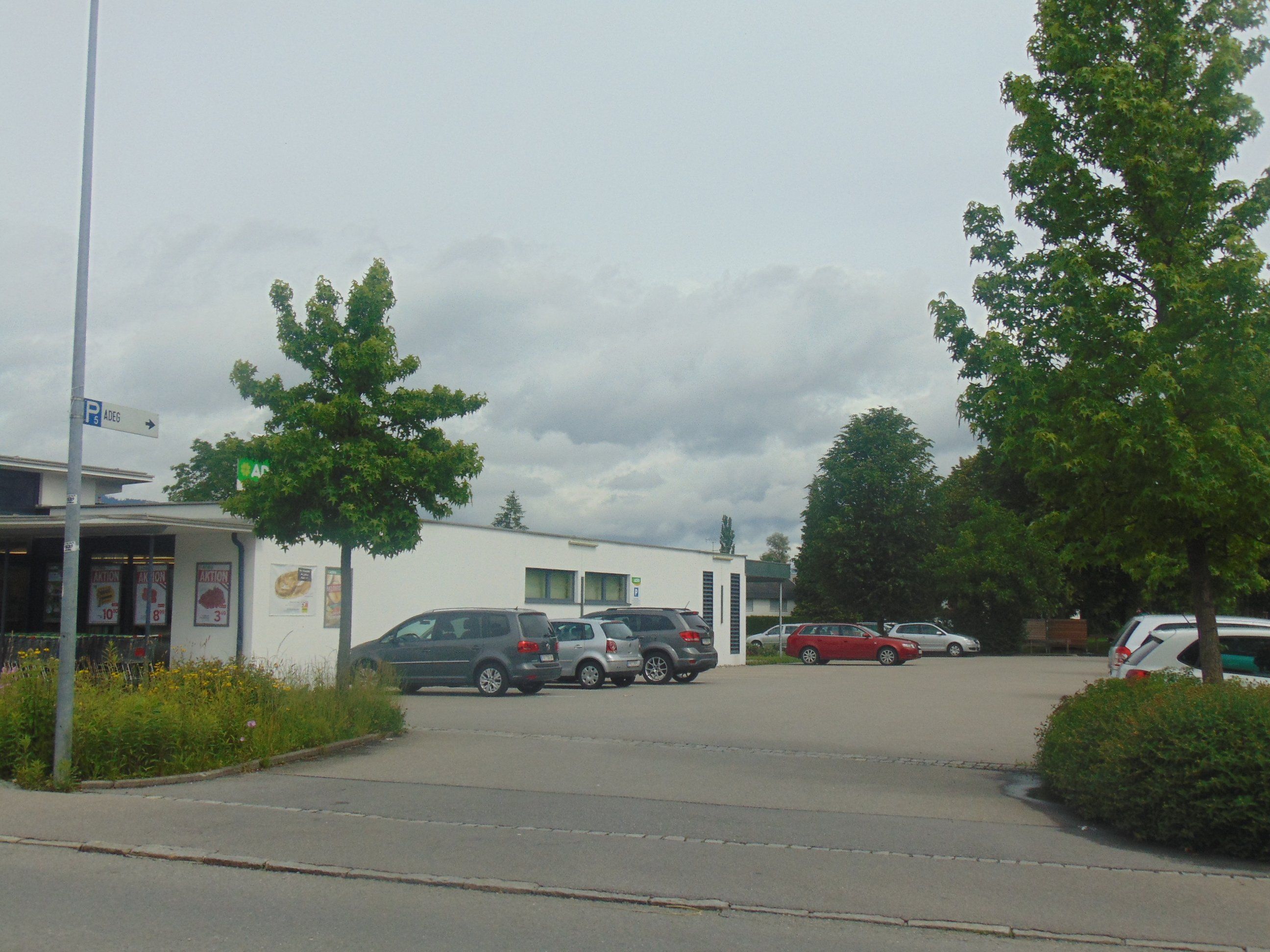 Hinter dem ADEG Markt entsteht das Gebäude für Betreutes Wohnen Hinter dem ADEG Markt entsteht das Gebäude für Betreutes Wohnen