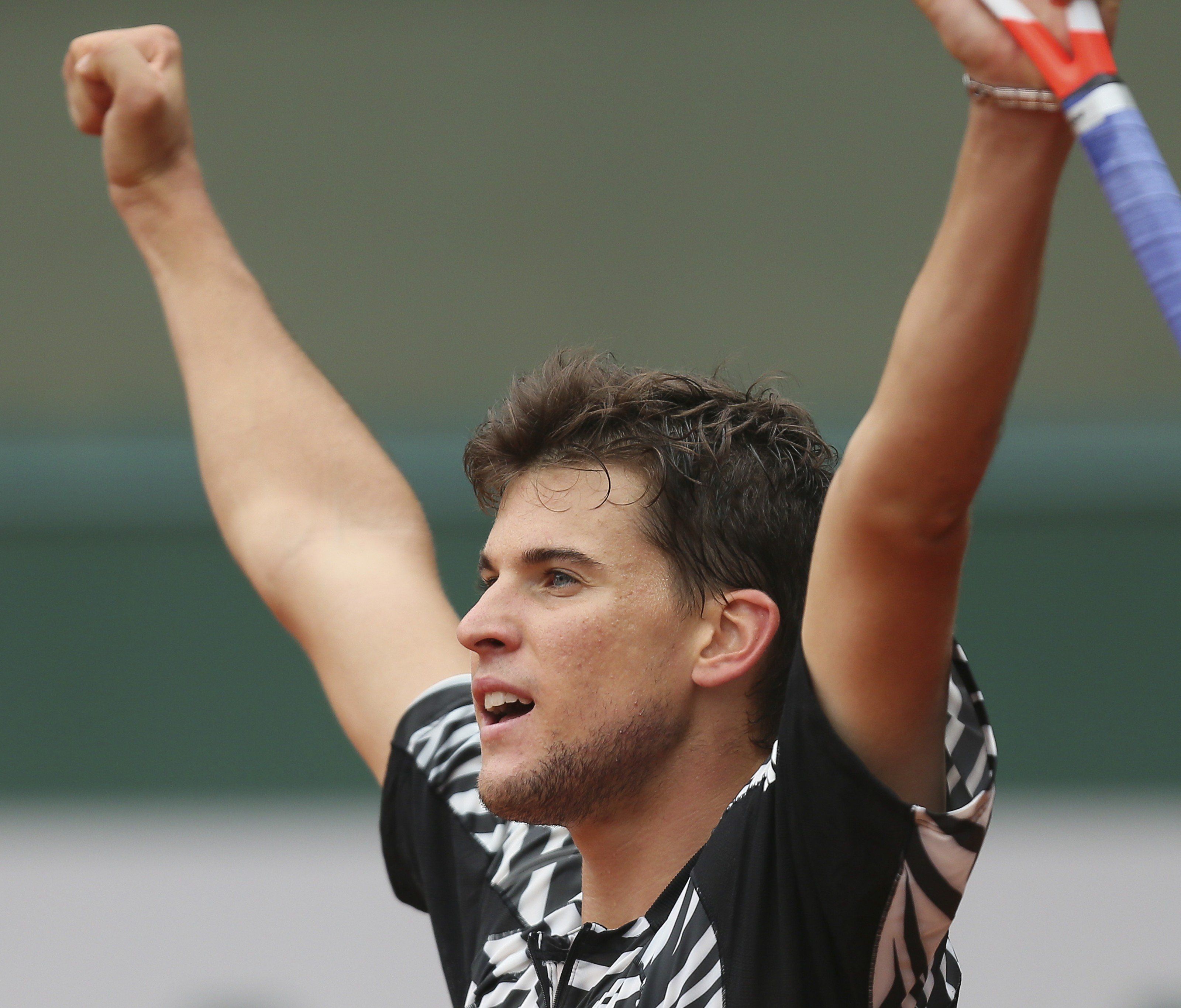 Dominic Thiem zieht in das Viertelfinale der French Open ein. Dominic Thiem zieht in das Viertelfinale der French Open ein.