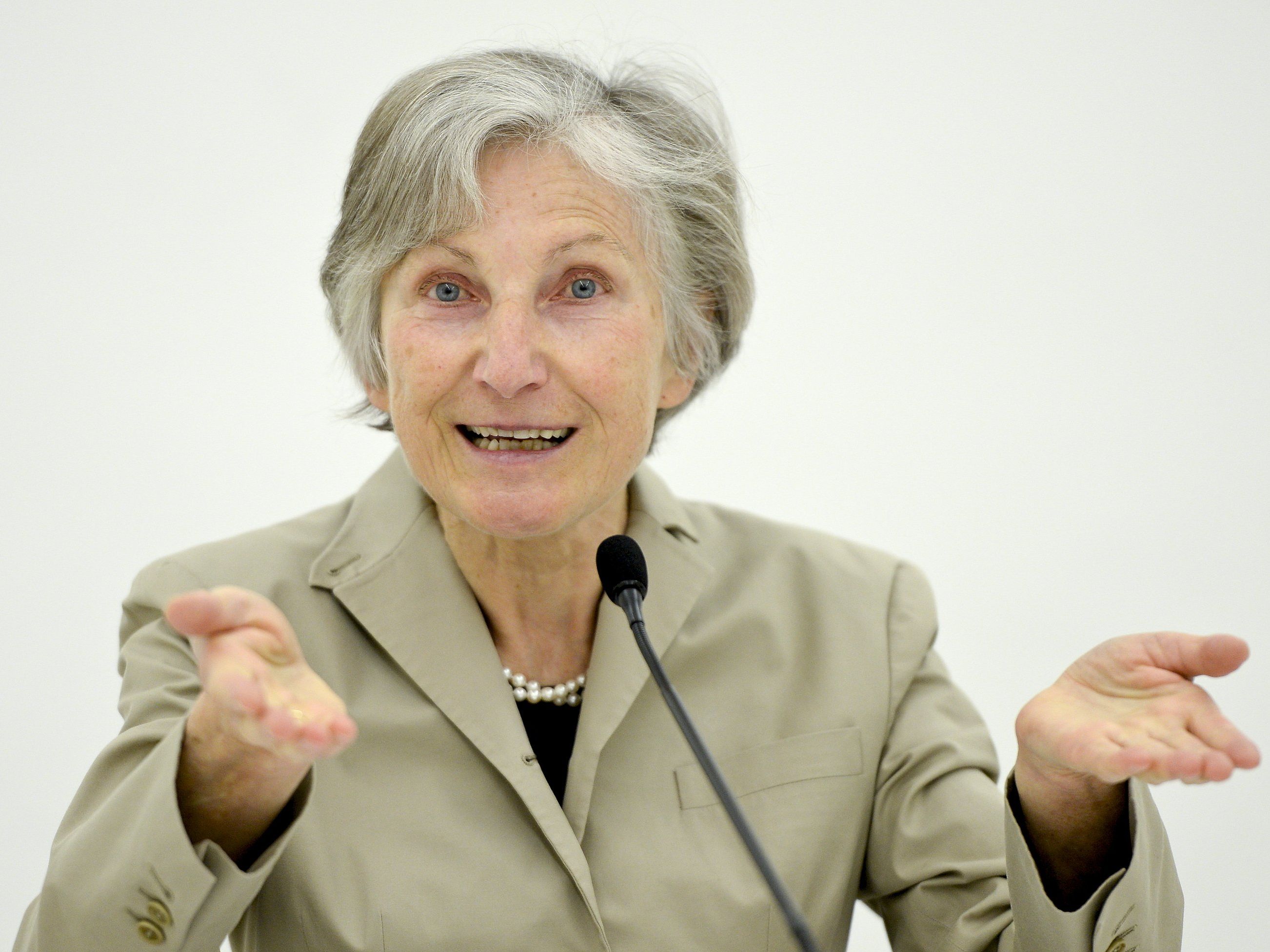 Irmgard Griss mit eigener Partei oder Plattform bei der NR-Wahl 2018? Irmgard Griss mit eigener Partei oder Plattform bei der NR-Wahl 2018?