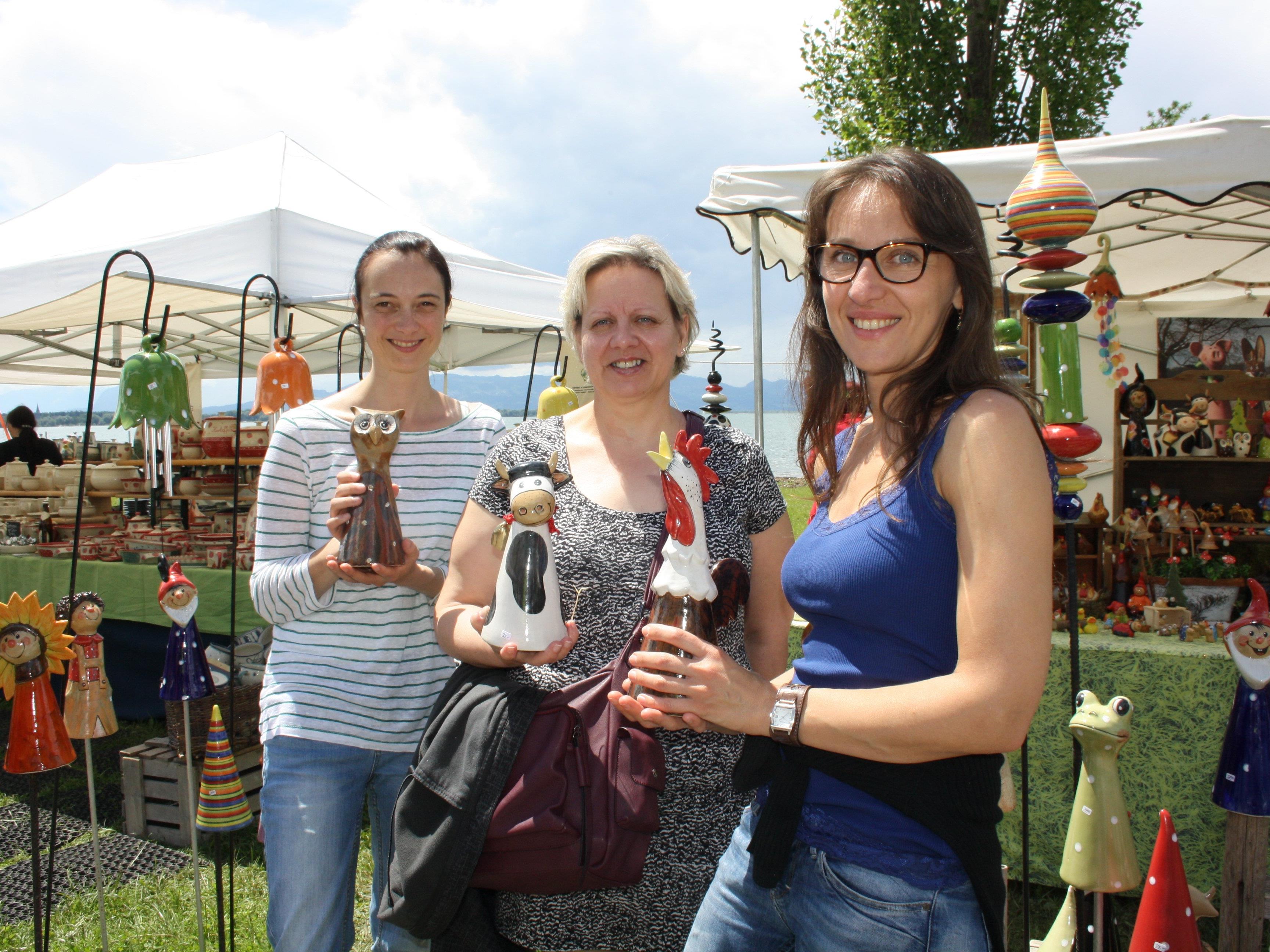 Auch der diesjährige Kunstmarkt im besonderen Ambiente am Lochauer Kaiserstrand beeindruckte und begeisterte die zahlreichen Besucher.