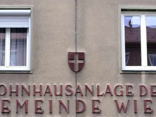 Der ehemalige Fußballer und Architekt war Planer der Anlage, die nun nach ihm benannt wird Der ehemalige Fußballer und Architekt war Planer der Anlage, die nun nach ihm benannt wird