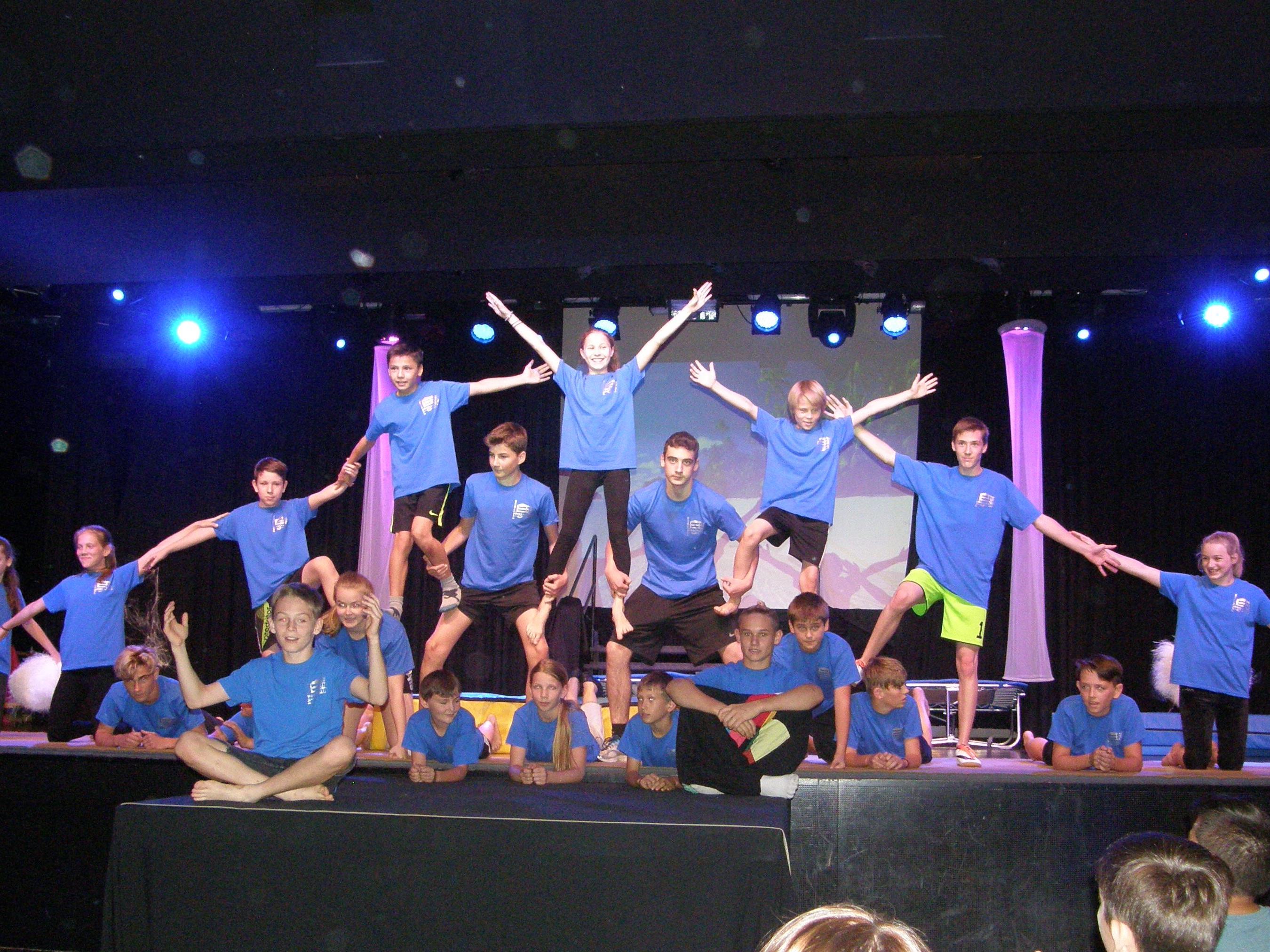 Die Akrobatik-Show war ein Highlight bei der Jubiläumsfeier.