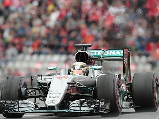 Hamilton überholte Rosberg in der letzten Runde.