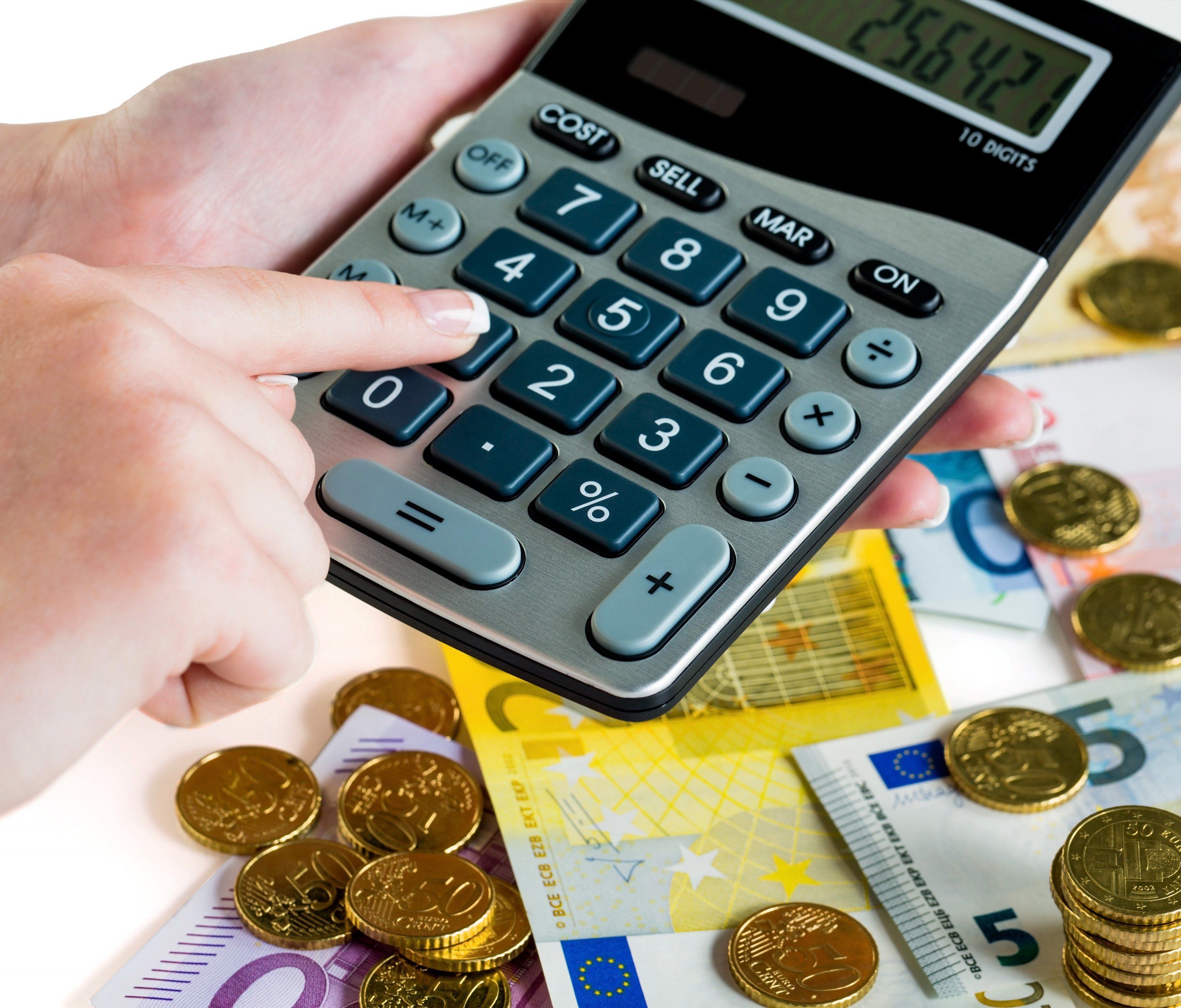 Häuslebauer freuen sich über niedrige Zinsen Häuslebauer freuen sich über niedrige Zinsen