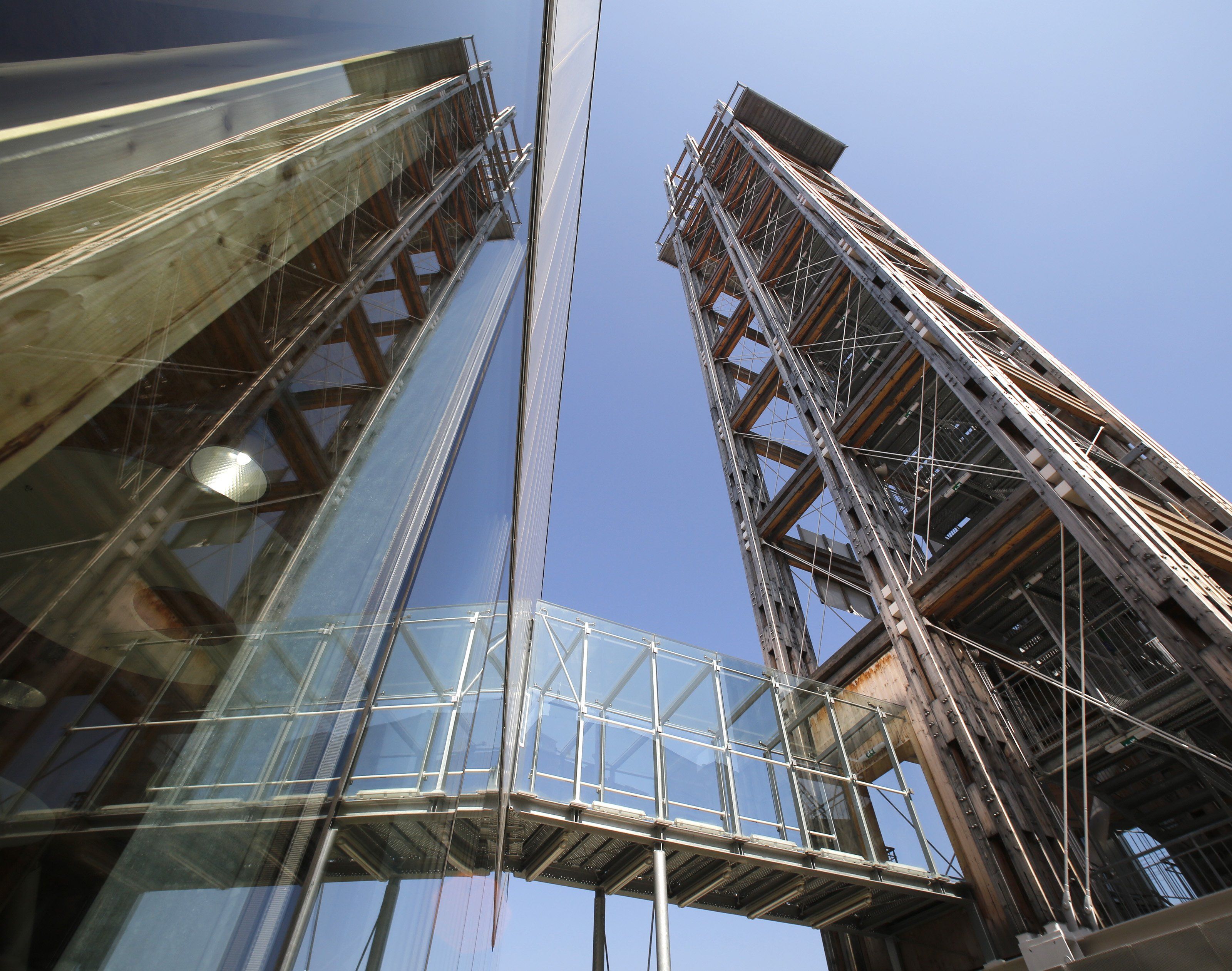 Das Wiener "bahnorama". Das Wiener "bahnorama".