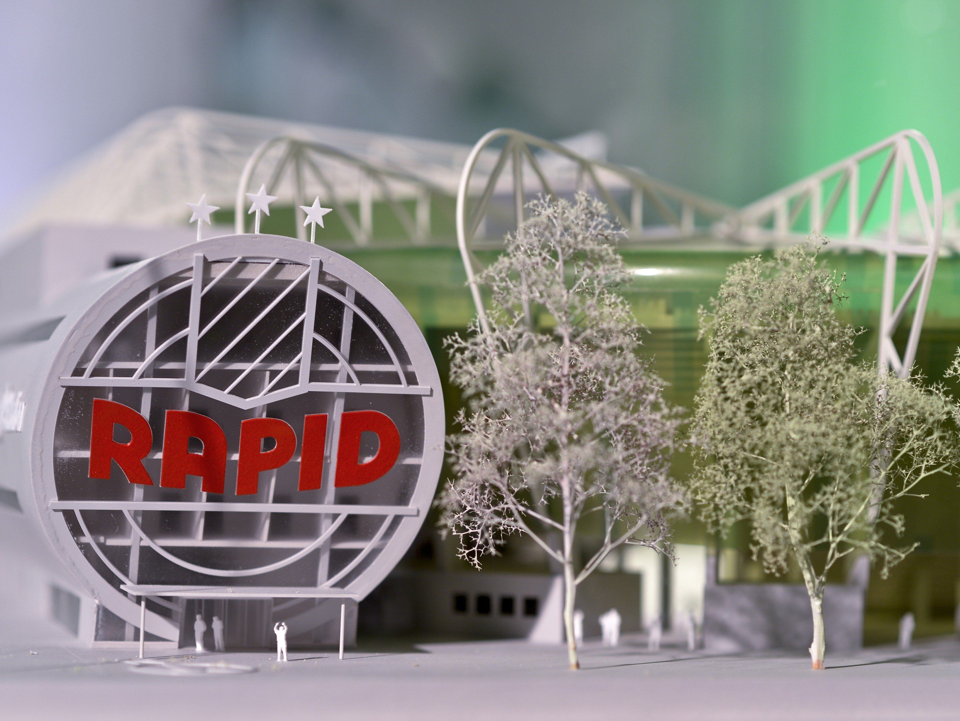 Die Rapid-Mitglieder konnten bereits Stadion-Luft schnuppern. Die Rapid-Mitglieder konnten bereits Stadion-Luft schnuppern.