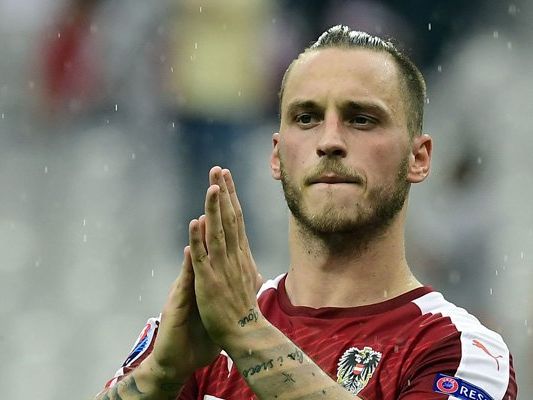 Marko Arnautović bleibt bei Stoke City. Marko Arnautović bleibt bei Stoke City.