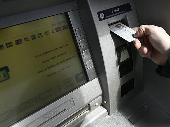 Achtung beim Bargeld wechseln im Urlaub Achtung beim Bargeld wechseln im Urlaub