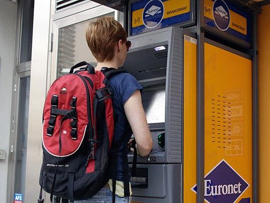 Die US-Firma Euronet, die in Österreich knapp 70 Geldausgabeautomaten betreibt, verlangt seit kurzem pro Abhebung 1,95 Euro.