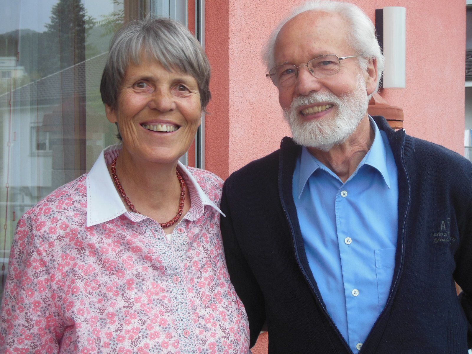 Gerda und Werner Sonderegger sind dankbar für 50 ereignisreiche, schöne Jahre. Gerda und Werner Sonderegger sind dankbar für 50 ereignisreiche, schöne Jahre.
