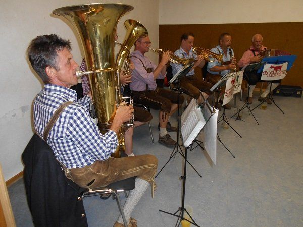 Schwungvolles Grillfest des PVÖ Hard Schwungvolles Grillfest des PVÖ Hard