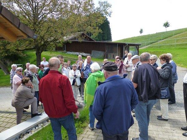PVÖ-Besuch der Straußenfarm in Waldburg