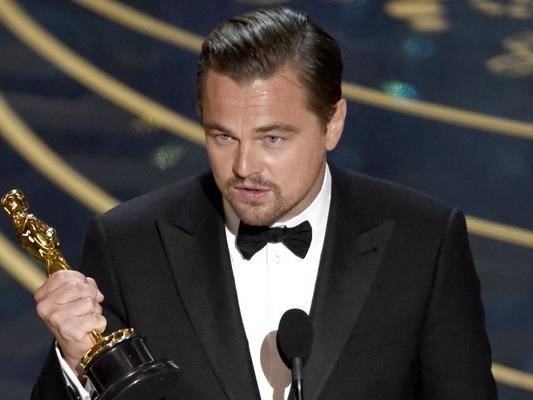 Bei seiner Oscar-Dankesrede im Februar sprach DiCaprio das Thema Umweltschutz eindringlich an. Bei seiner Oscar-Dankesrede im Februar sprach DiCaprio das Thema Umweltschutz eindringlich an.