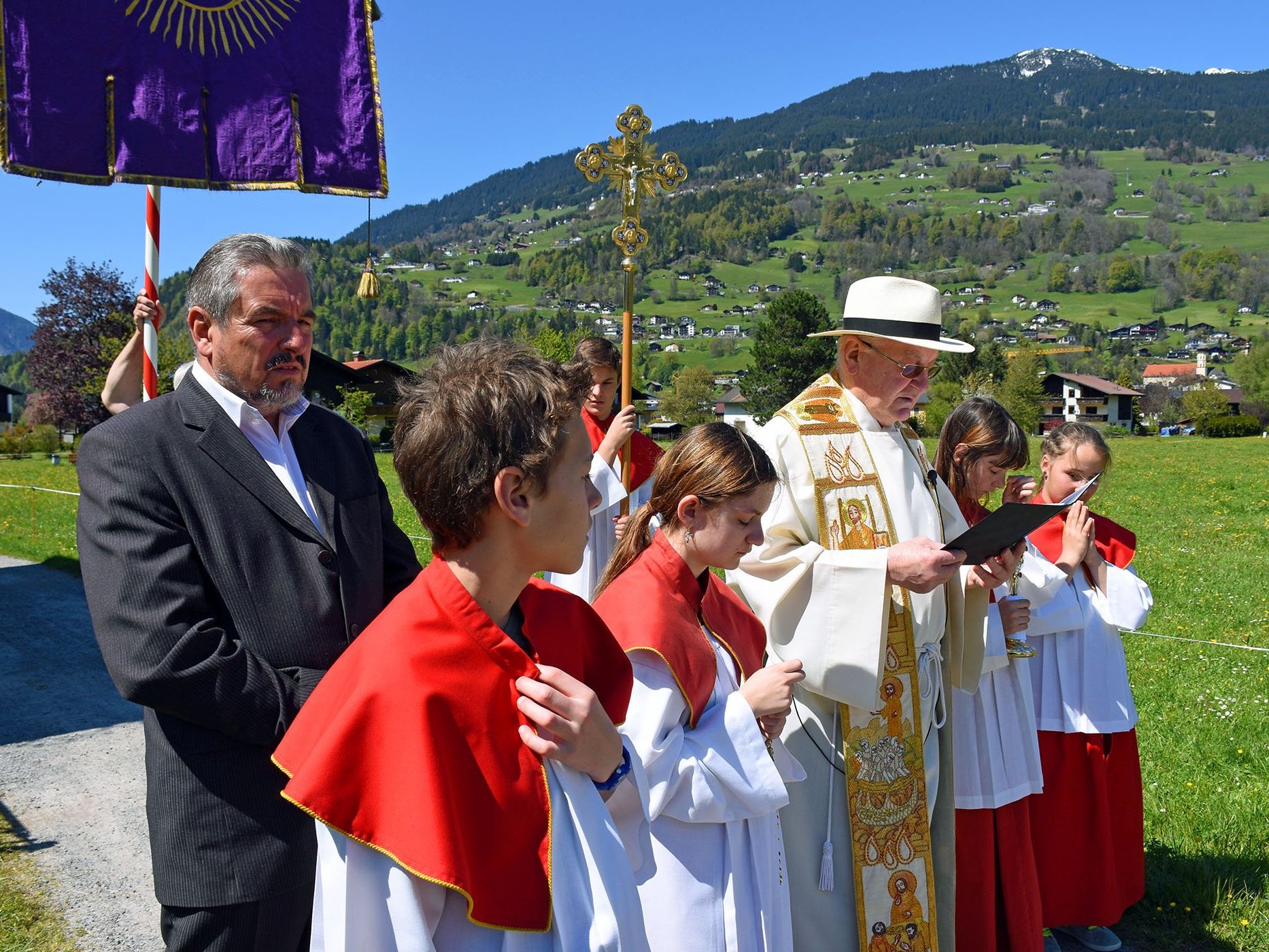 Flurprozession zu Christi Himmelfahrt in der Pfarrgemeinde Schruns (2016)