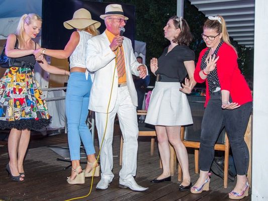 Ordentlich geshaked wurde am 50er Jahre Fest Ordentlich geshaked wurde am 50er Jahre Fest