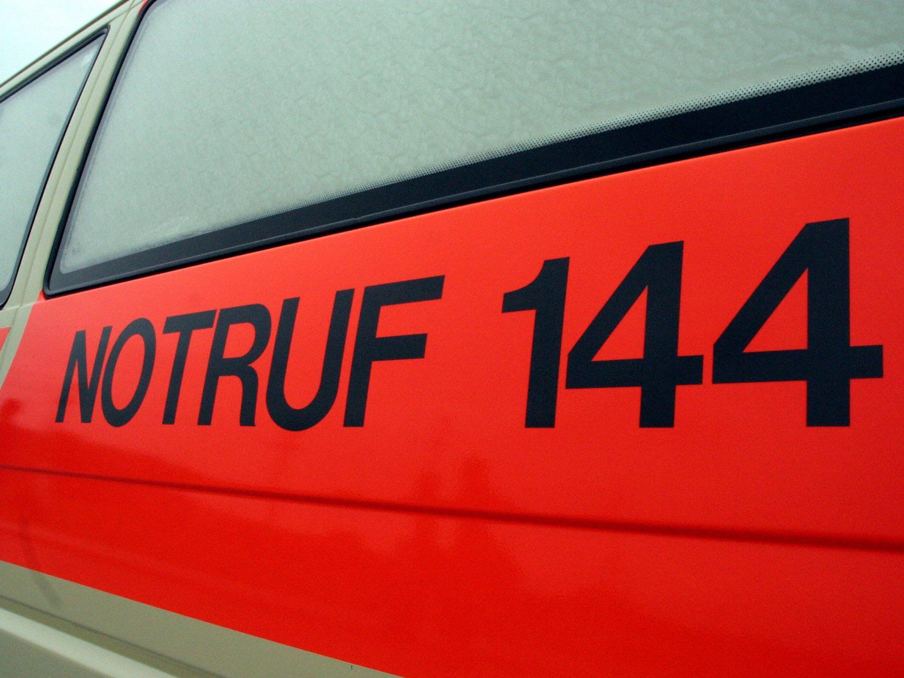 In Götzis wurde eine Frau auf einem Schutzweg angefahren und schwer verletzt.