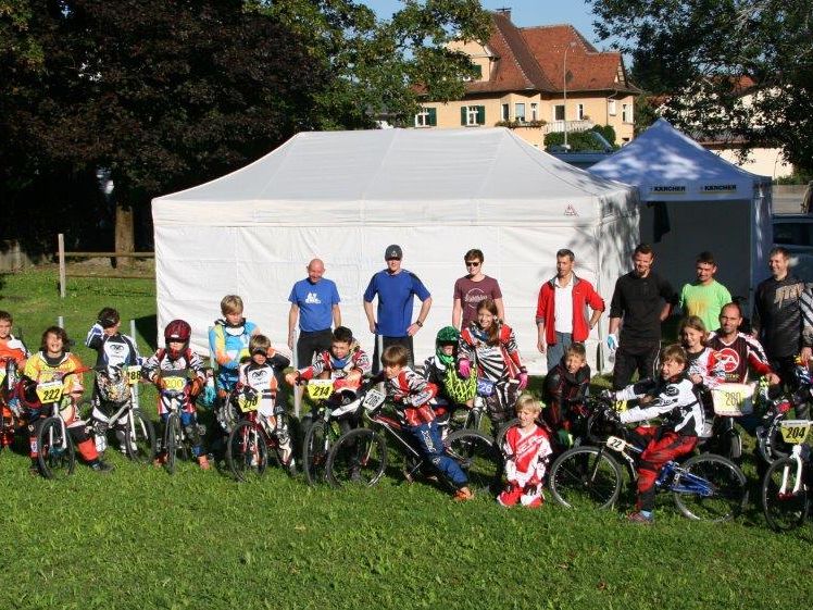Tolles BMX-Abenteuer-Trainingscamp Tolles BMX-Abenteuer-Trainingscamp