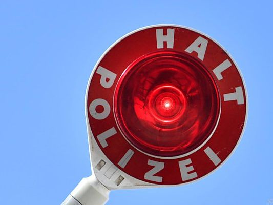 Polizei stoppte zwei Raser Polizei stoppte zwei Raser