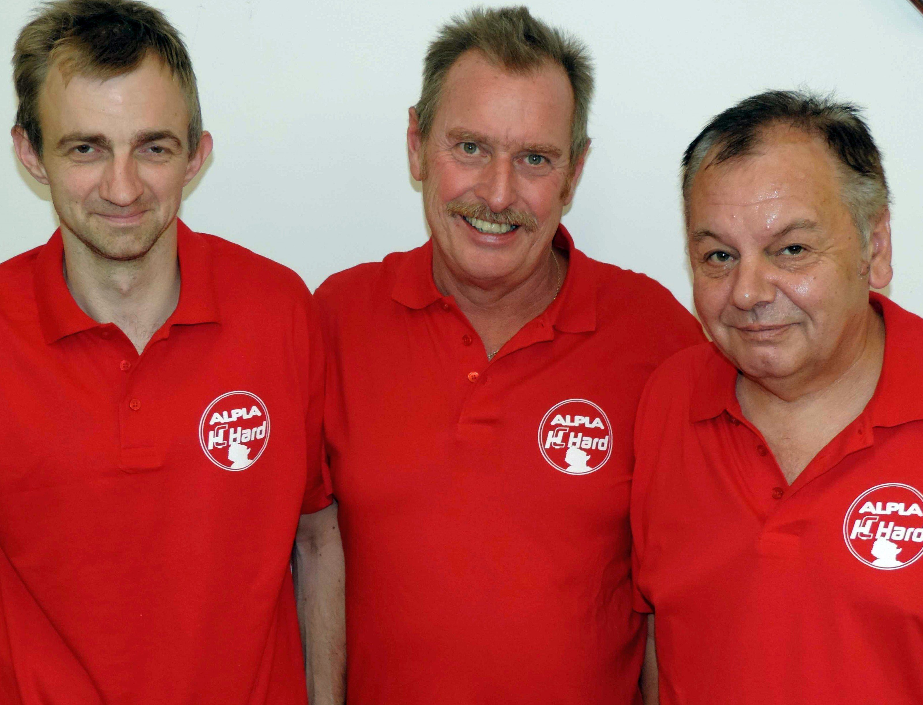 Die Fanclub-Leitung lädt zum 1. Stammtisch der Saison 2016/17 ein. Die Fanclub-Leitung lädt zum 1. Stammtisch der Saison 2016/17 ein.