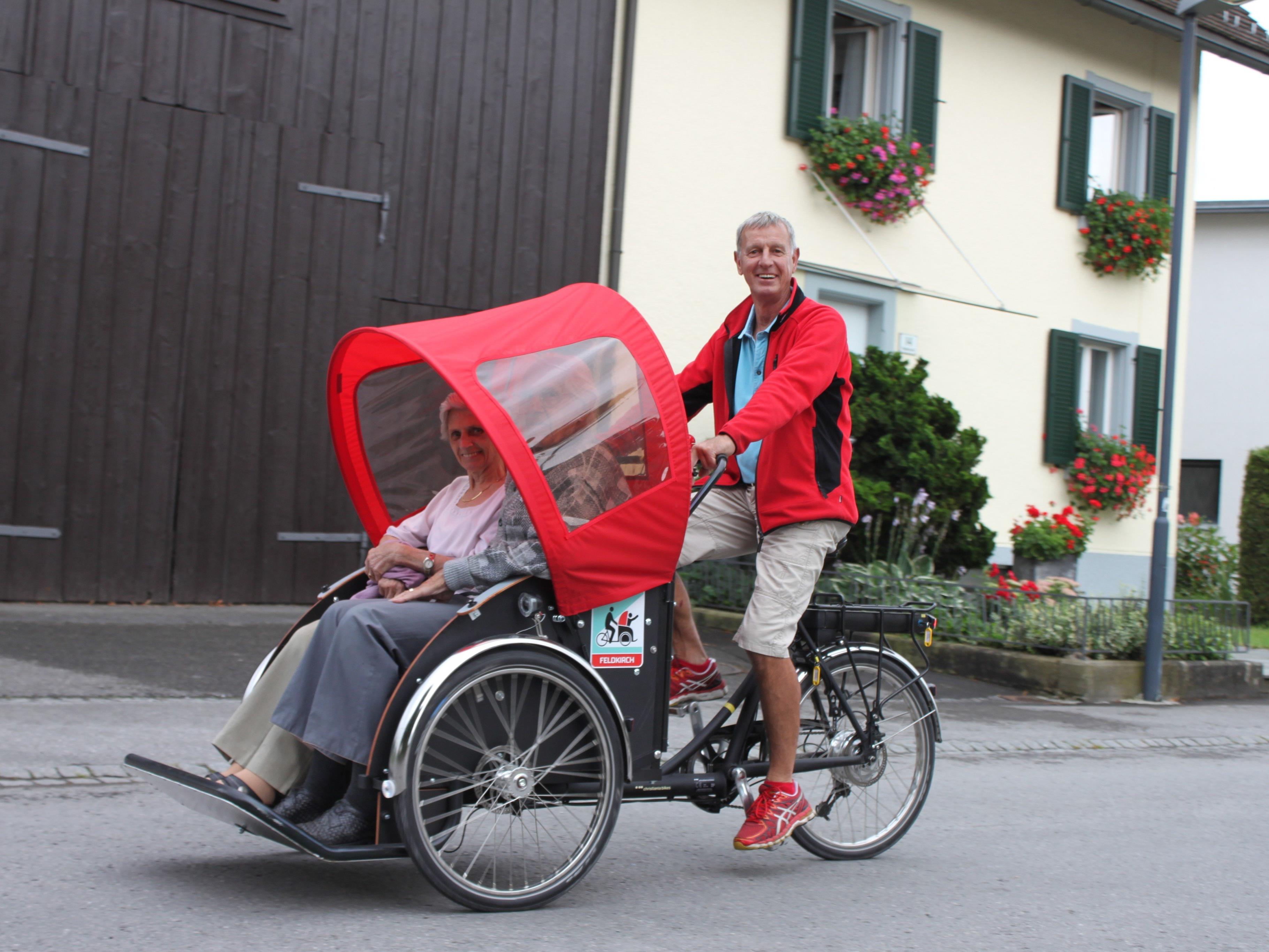 Ab sofort können auch betagte Senioren eine Fahrradausfahrt genießen.