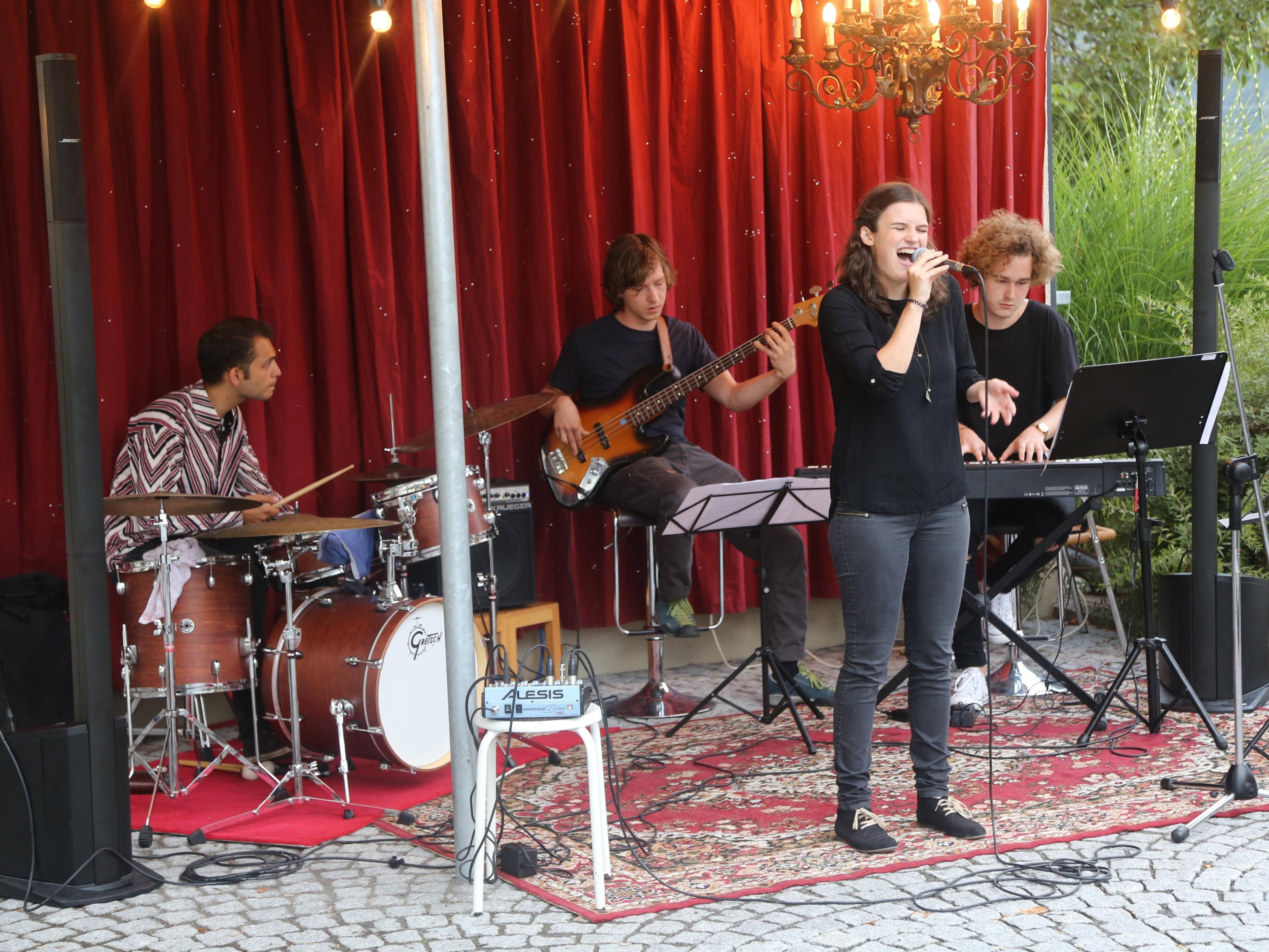 Die vierköpfige Band „La Risa“ aus Vorarlberg sorgte für beste Jazz- und Popmusik am Bugo-Platz.