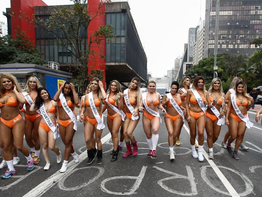 Diese Damen stehen zur Miss Bumbum-Wahl 2016 Diese Damen stehen zur Miss Bumbum-Wahl 2016