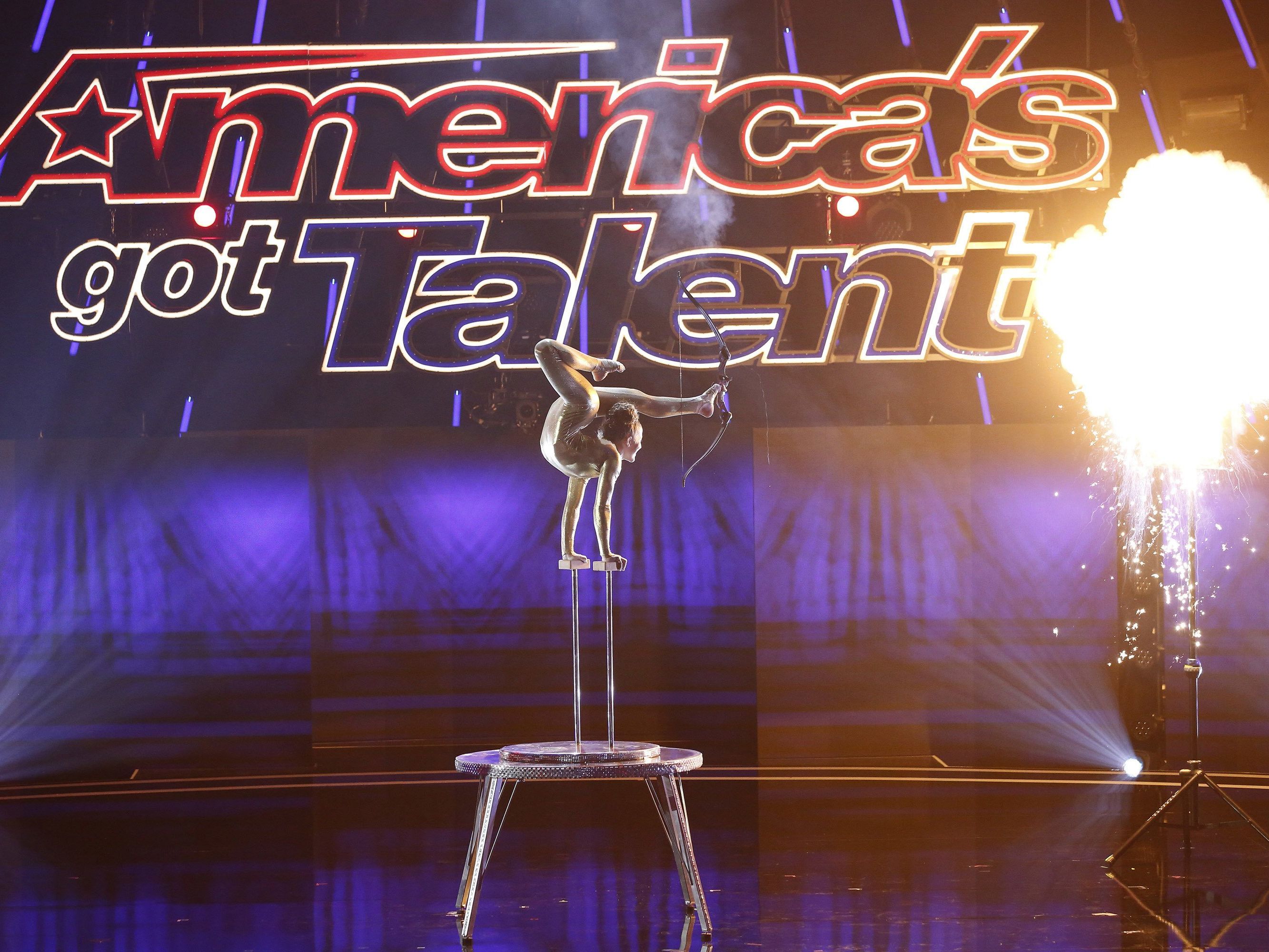 Spektakulärer Unfall beim "America's Got Talent"-Viertelfinale. Spektakulärer Unfall beim "America's Got Talent"-Viertelfinale.