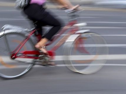 Ein Radfahrer wurde in Döbling bei einer Notbremsung schwer verletzt Ein Radfahrer wurde in Döbling bei einer Notbremsung schwer verletzt