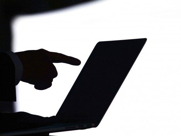 Eine Burgenländerin wurde von Internet-Trickbetrüger hinters Licht geführt Eine Burgenländerin wurde von Internet-Trickbetrüger hinters Licht geführt