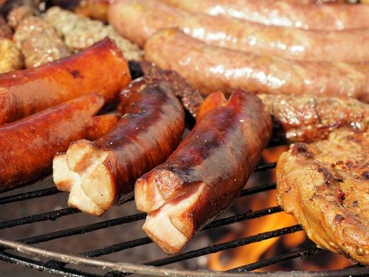 Pfanne, Ofen oder Tischgrill: Was ist die beste Alternative zum klassischen Holzkohlegrill? Pfanne, Ofen oder Tischgrill: Was ist die beste Alternative zum klassischen Holzkohlegrill?