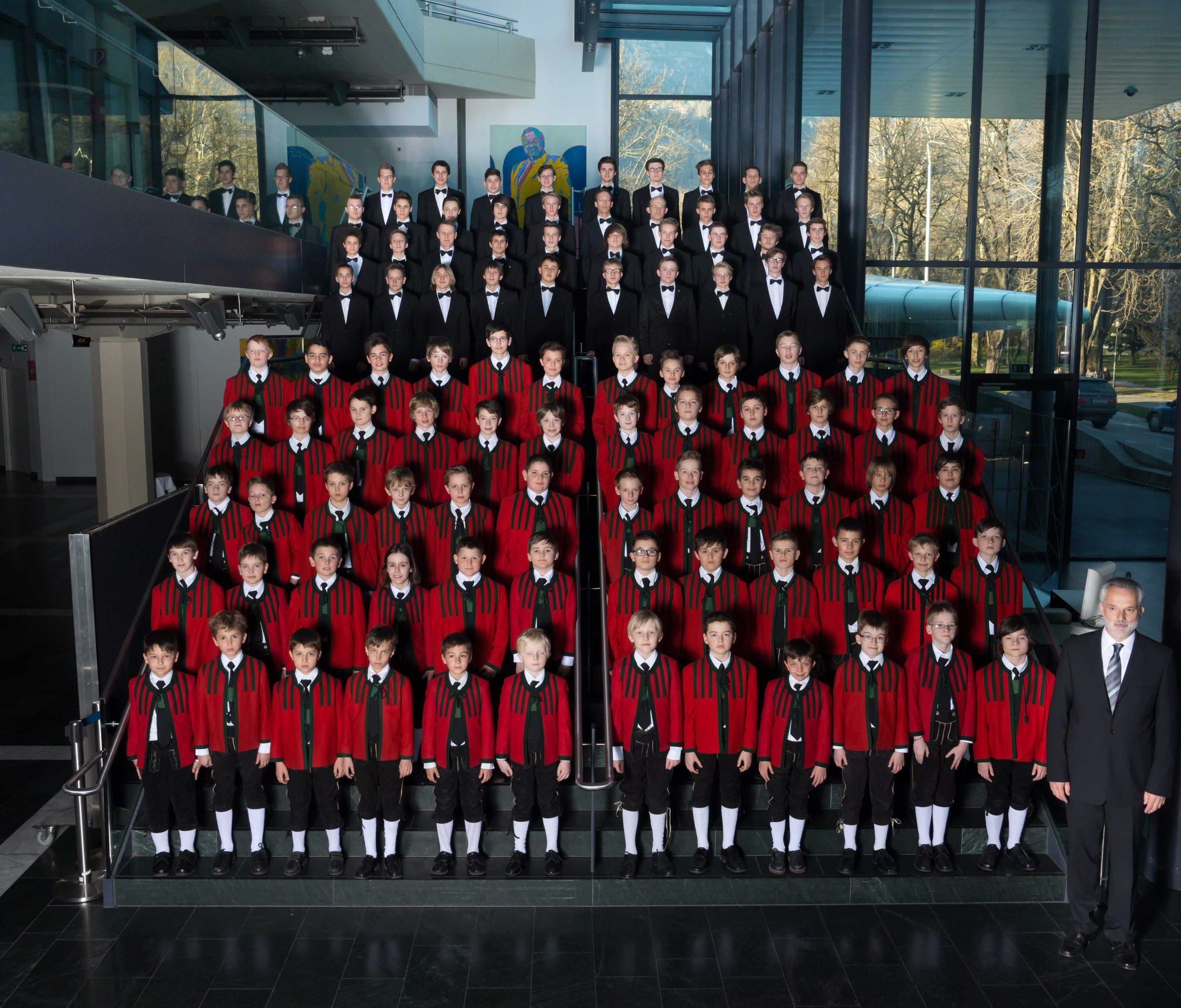 Die Wiltener Sängerknaben kommen am 28. August 2016 ins Montafon und singen um 9 Uhr in der Pfarrkirche Schruns. Die Wiltener Sängerknaben kommen am 28. August 2016 ins Montafon und singen um 9 Uhr in der Pfarrkirche Schruns.