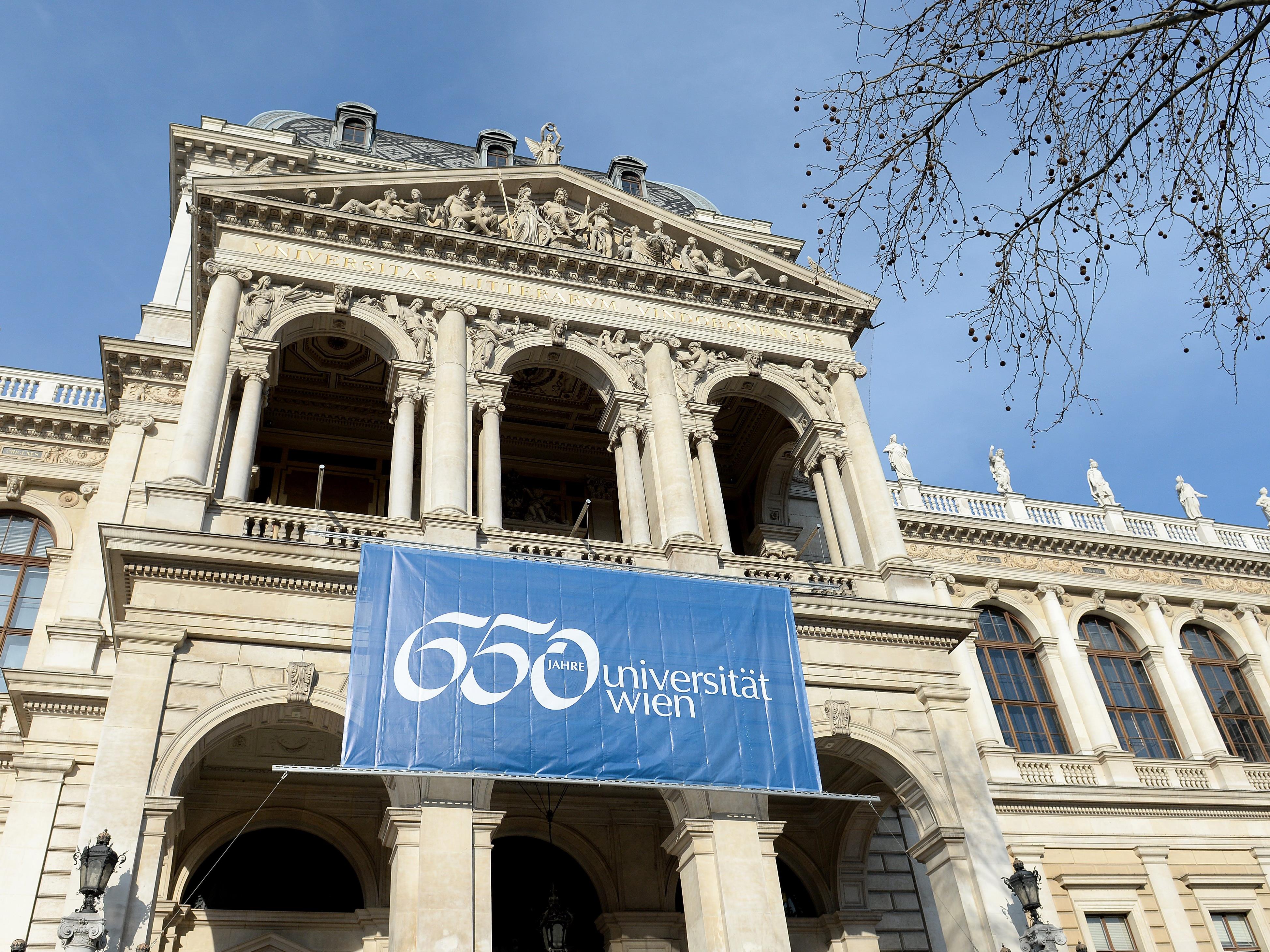 Die Universität Wien ist die beste Uni in Österreich.