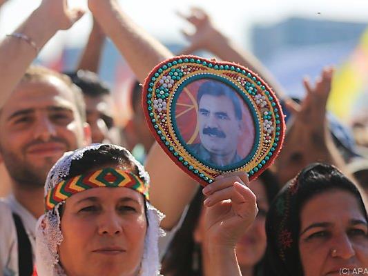 Anhänger des Chefs der verbotenen kurdischen Arbeiterpartei