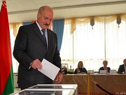 Präsident Lukaschenko muss nicht um seine Macht bangen