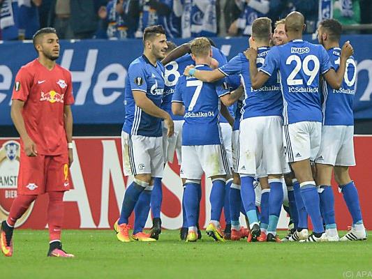 Schalke jubelt, Salzburg am Boden zerstört
