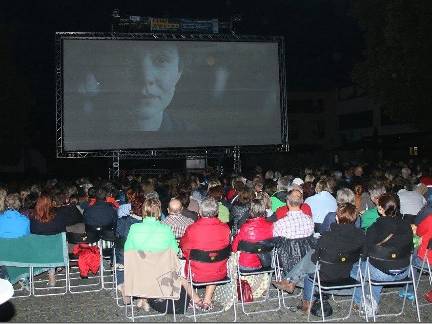 Großes Kino für tausende Menschen am Marktplatz in Rankweil Großes Kino für tausende Menschen am Marktplatz in Rankweil