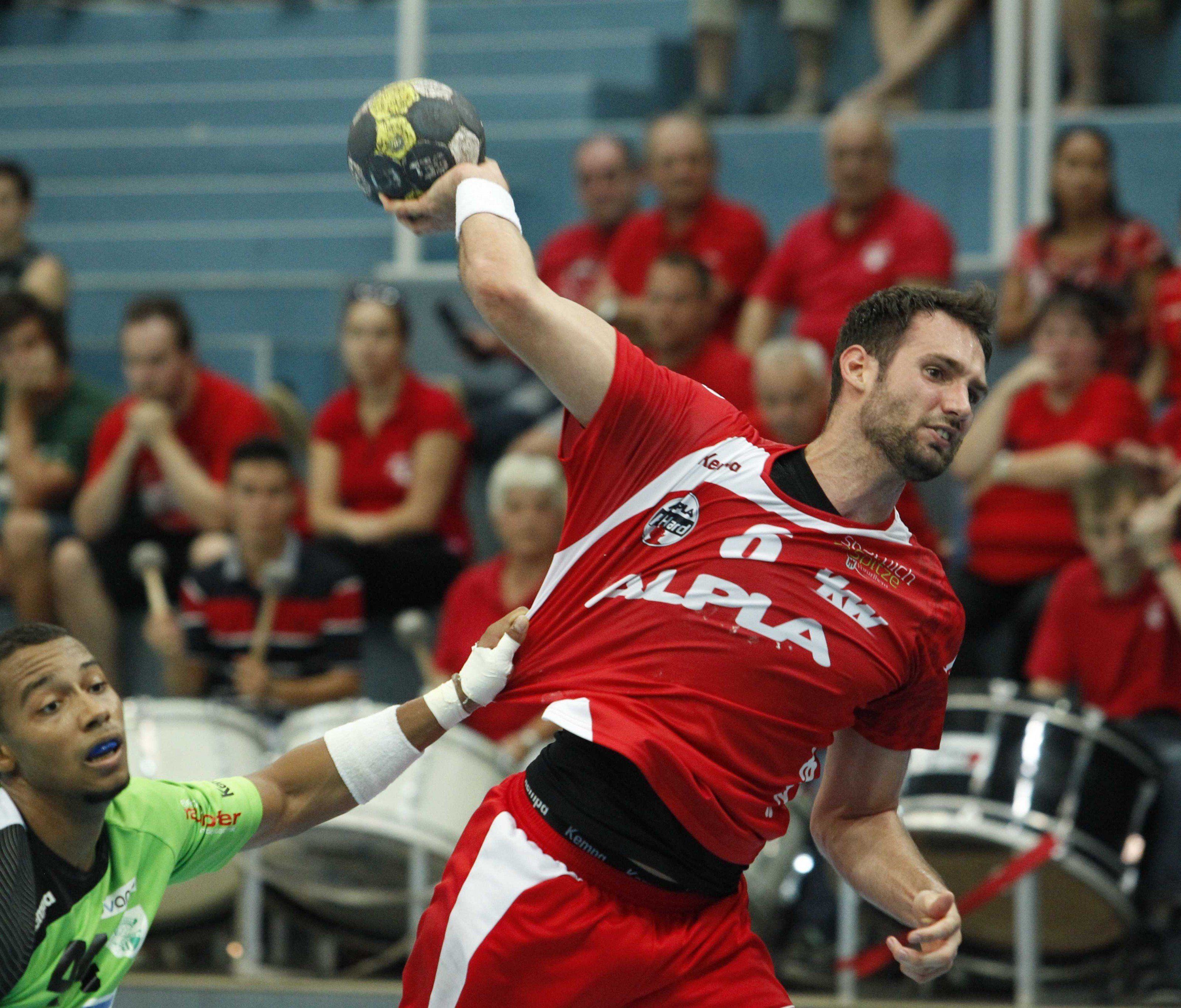 Kapitän Dominik Schmid (Bild) und Marko Tanaskovic erzielten je acht Tore für die Roten Teufel. Kapitän Dominik Schmid (Bild) und Marko Tanaskovic erzielten je acht Tore für die Roten Teufel.