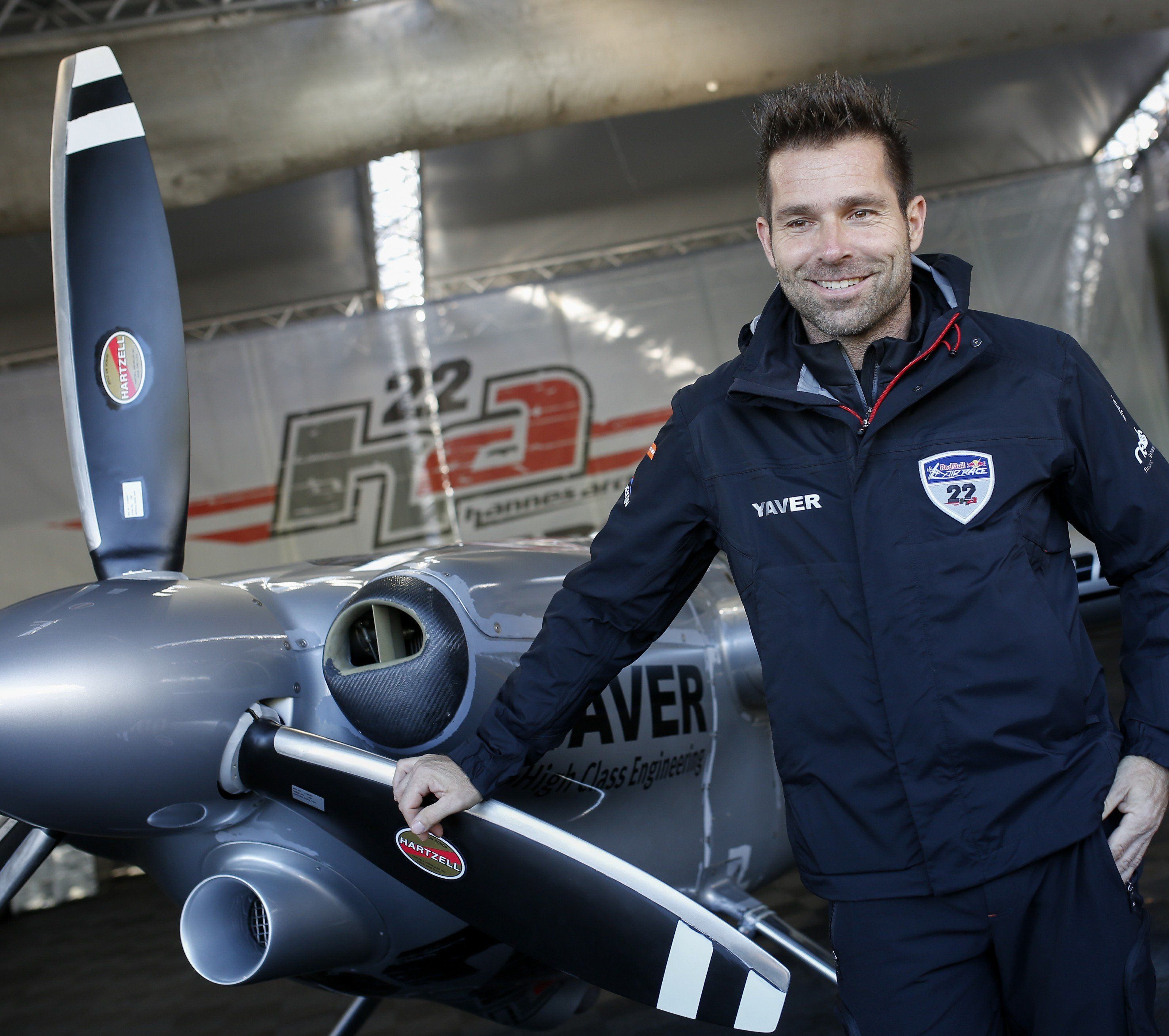 Hannes Arch verstarb bei einem tragischen Hubschrauberabsturz. Hannes Arch verstarb bei einem tragischen Hubschrauberabsturz.